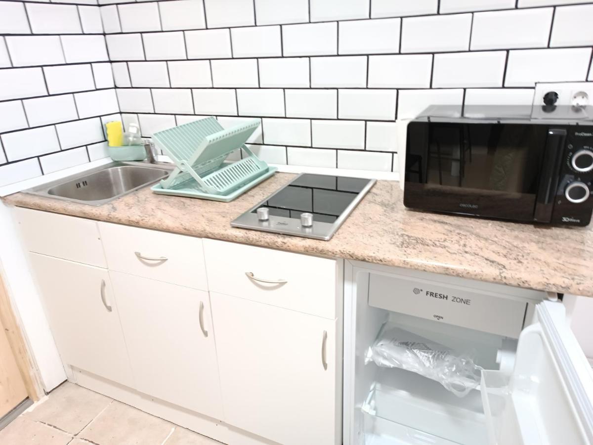 Hostel Bretema Луго Екстериор снимка