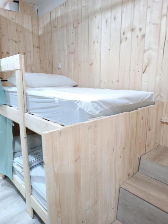 Hostel Bretema Луго Екстериор снимка