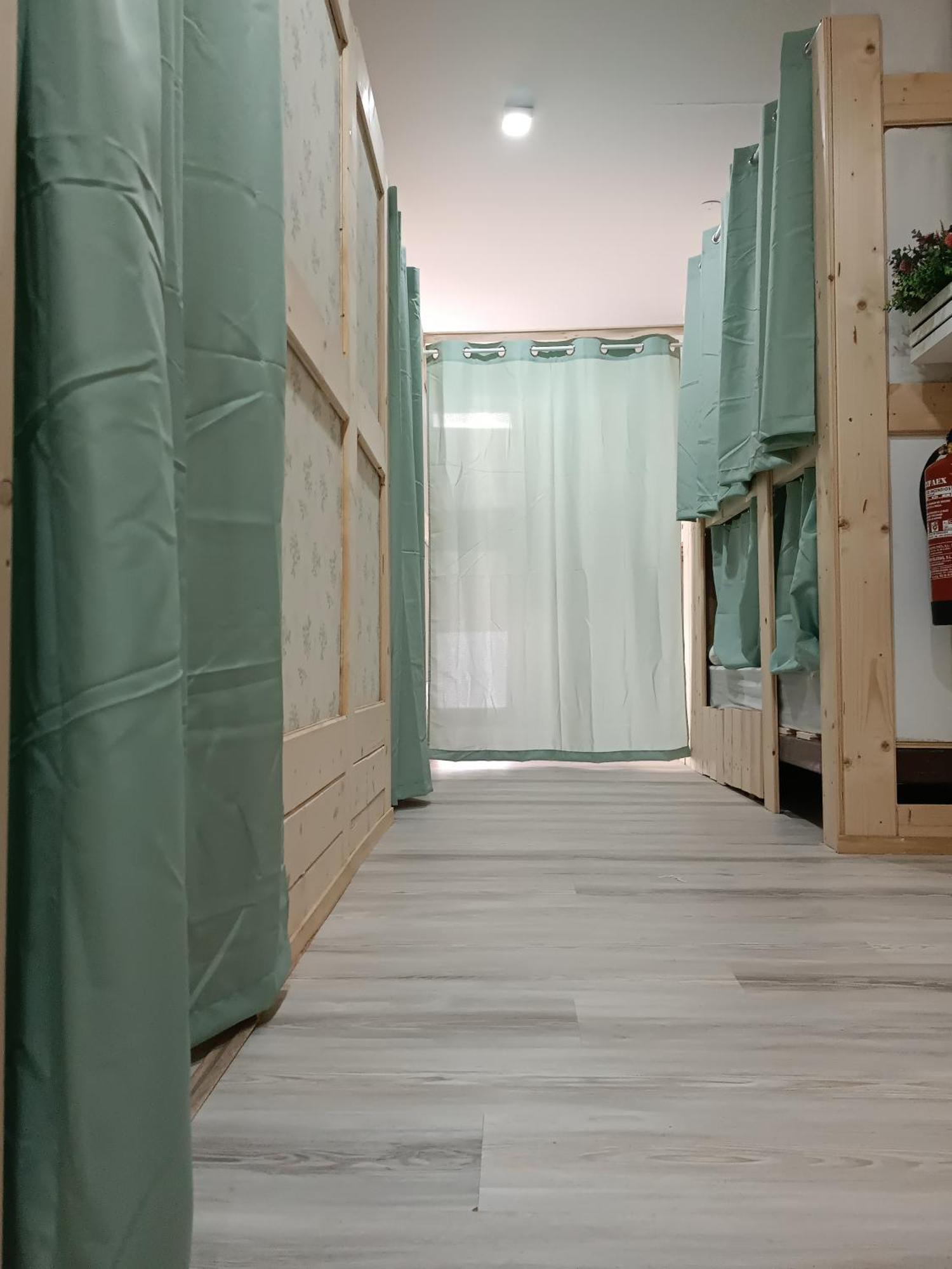Hostel Bretema Луго Екстериор снимка